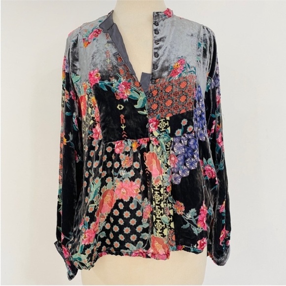 Johnny Was beautiful bohemian velvet floral blouse NWT - Picture 4 of 13